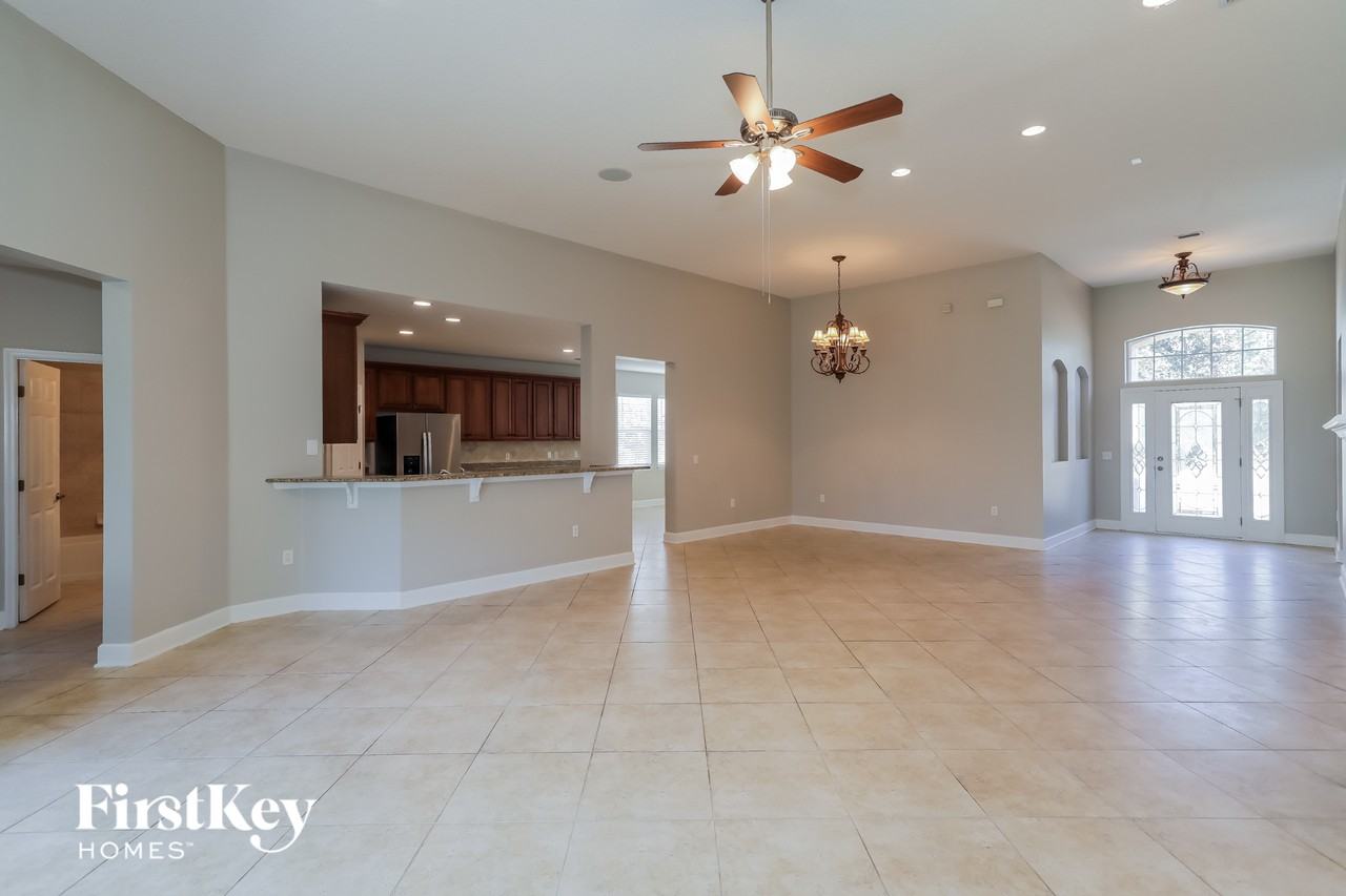 2453 Tall Cedars Rd - Photo 5 of 15