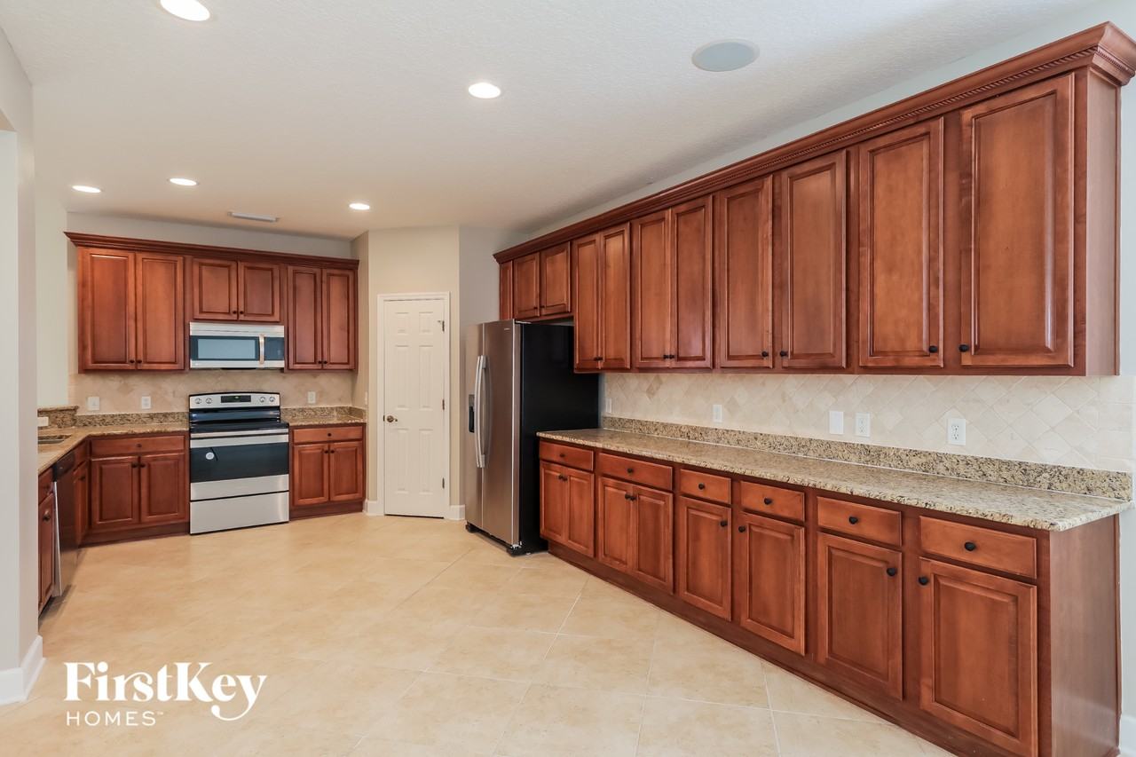 2453 Tall Cedars Rd - Photo 6 of 15