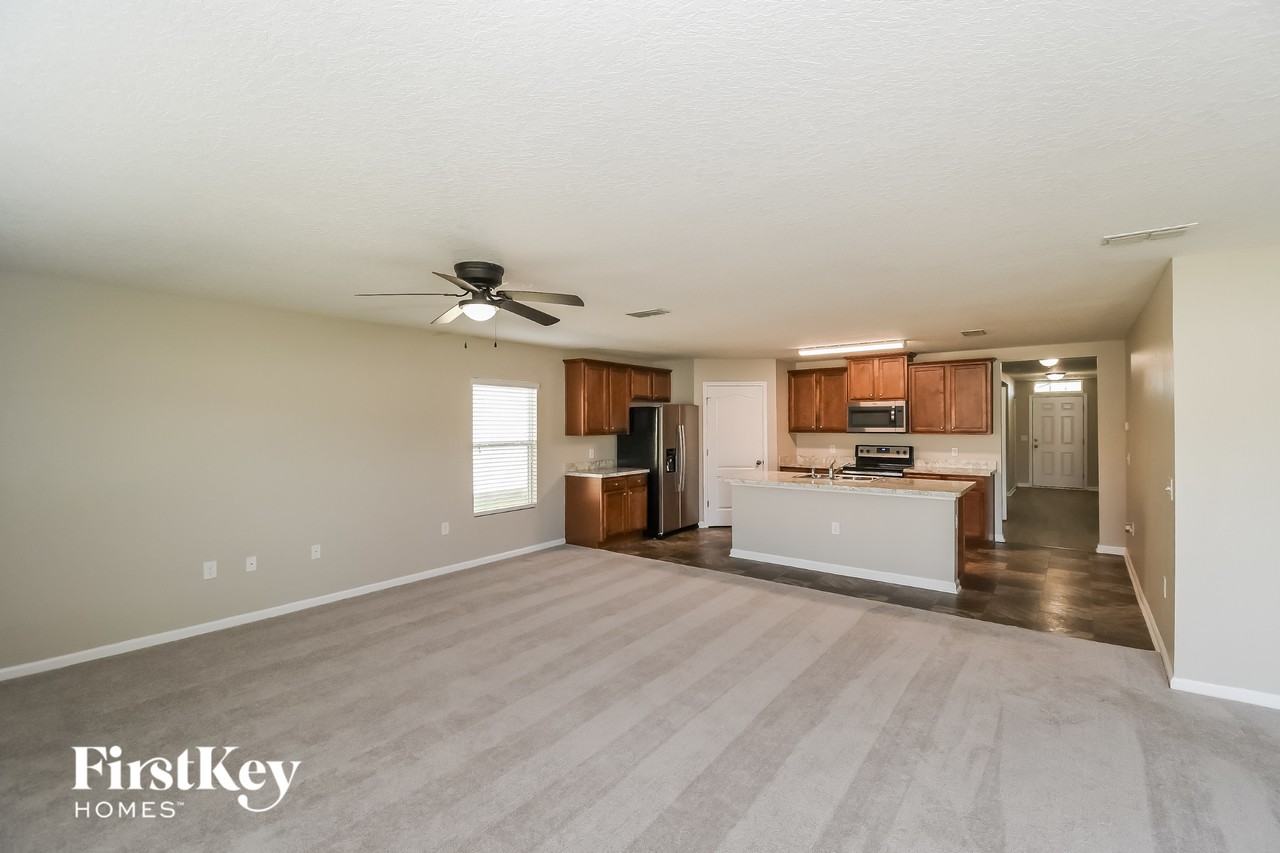 1940 Rock Springs Way - Photo 5 of 15