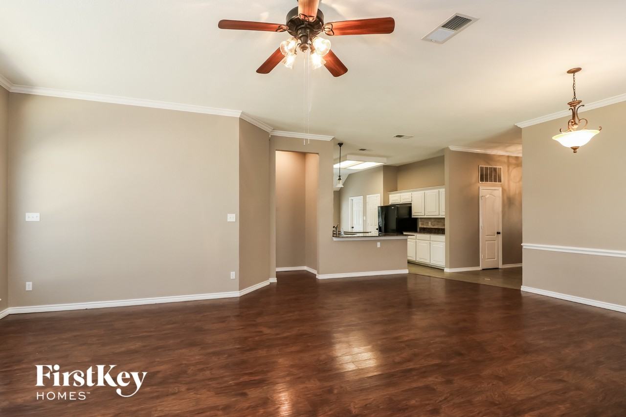 9037 San Joaquin Trl - Photo 5 of 15