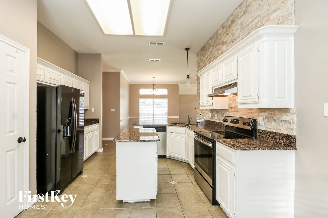 9037 San Joaquin Trl - Photo 7 of 15