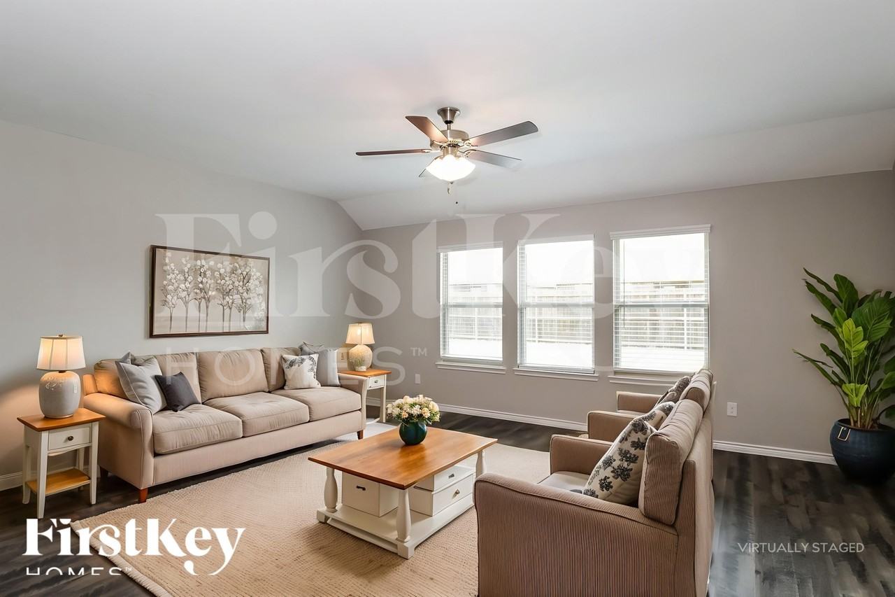 117 Lazy Berry Way - Photo 4 of 18