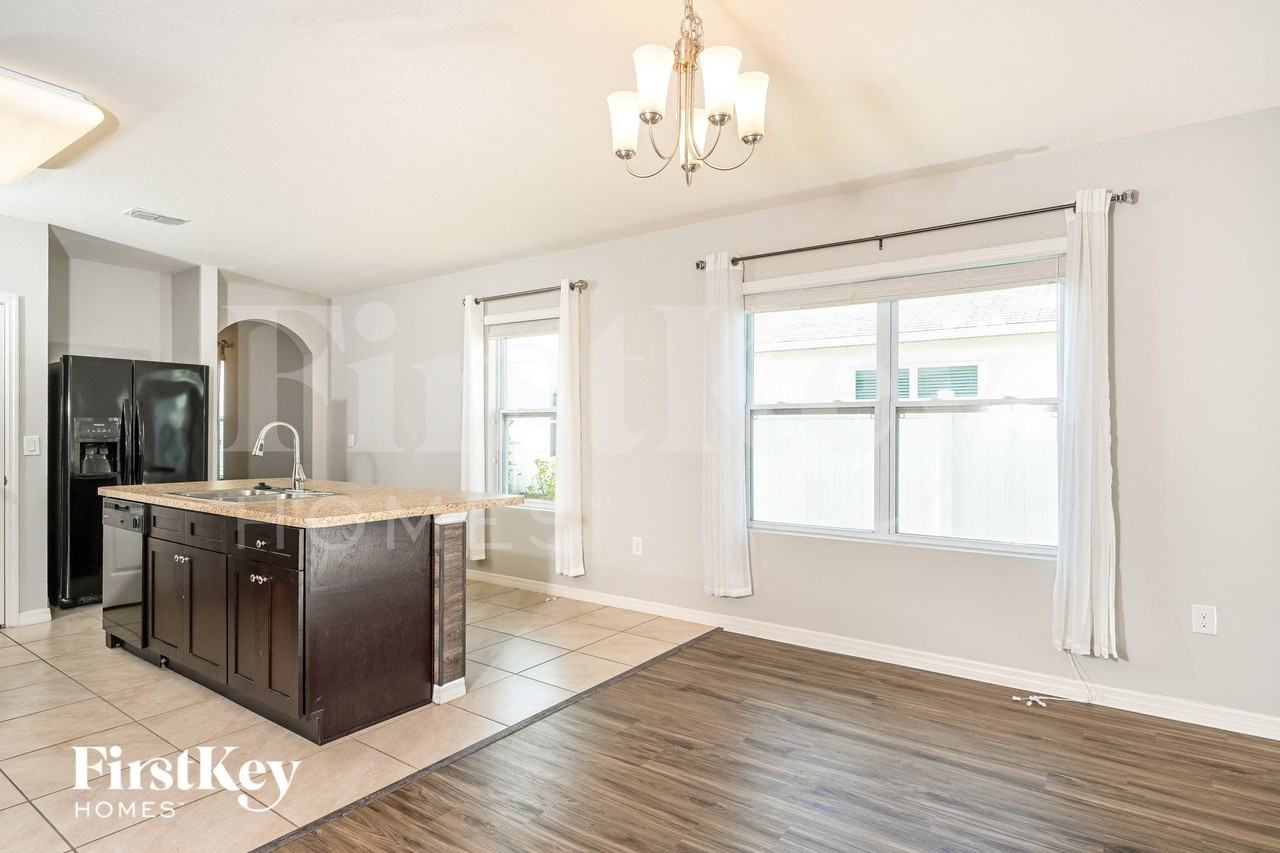 2821 Taton Trce - Photo 5 of 15