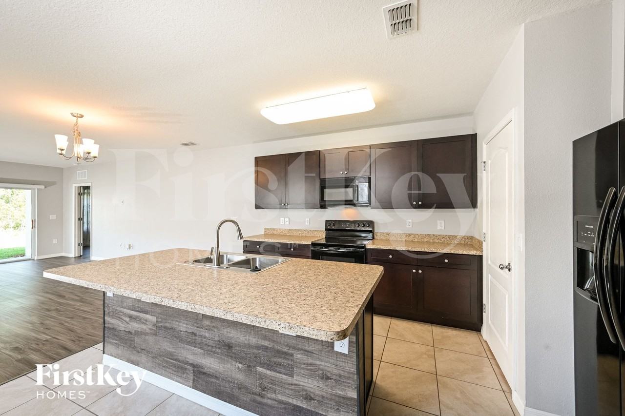 2821 Taton Trce - Photo 6 of 15