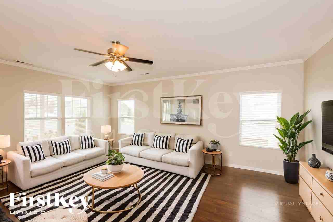 2618 Spring Breeze Way - Photo 3 of 18