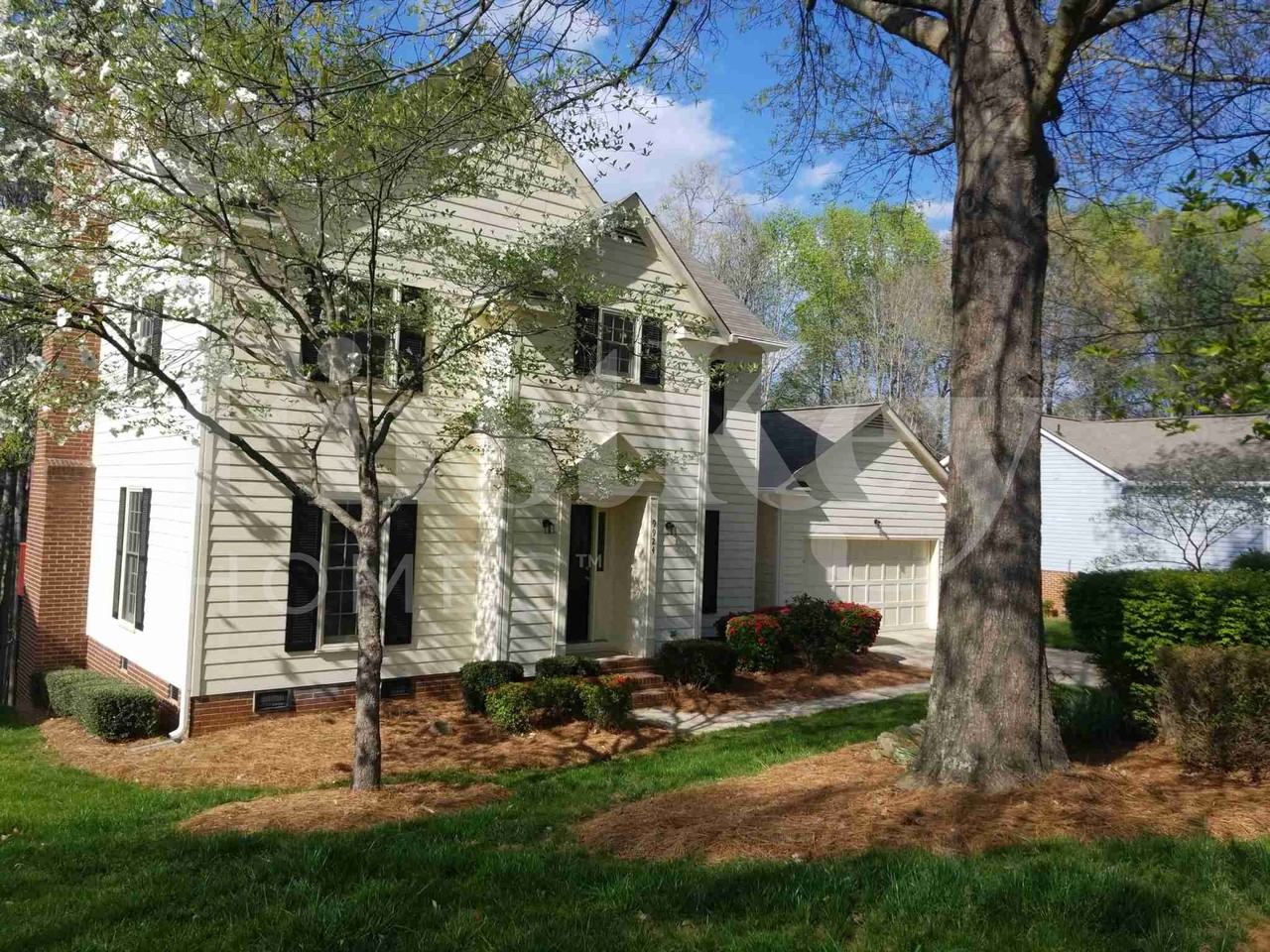 9924 Avon Farm Ln - Photo 2 of 32