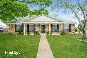 featured image of 635 Truman Ct