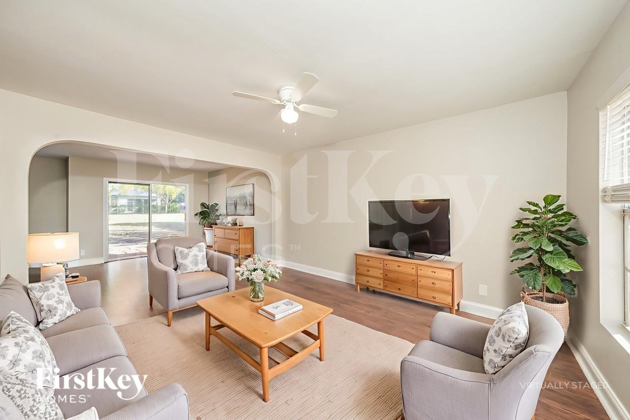 5227 Adams Rd - Photo 3 of 19