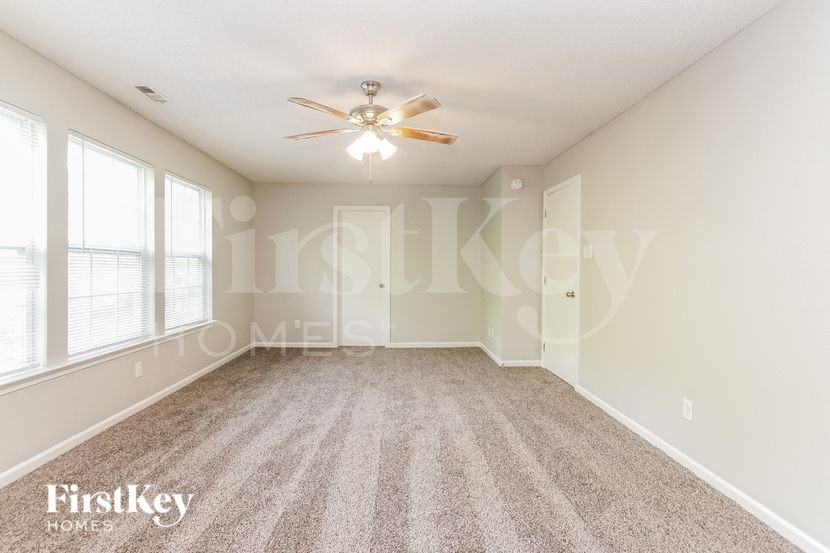 5121 Flame Way - Photo 7 of 15