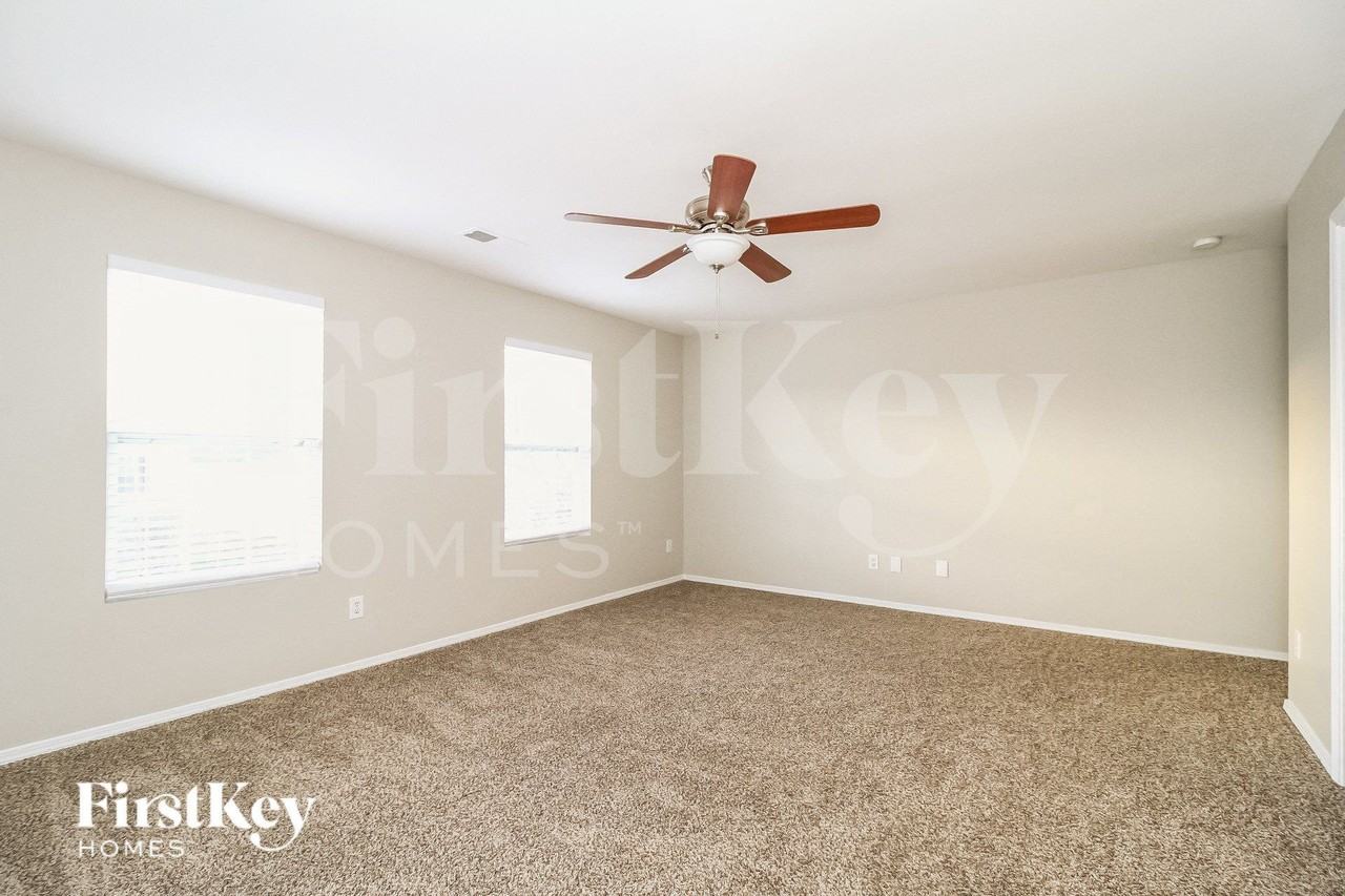 3144 Asheton Grove Ct - Photo 7 of 11