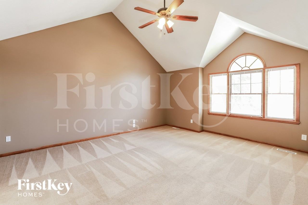 1824 Sw Pinecreek Ct - Photo 7 of 16