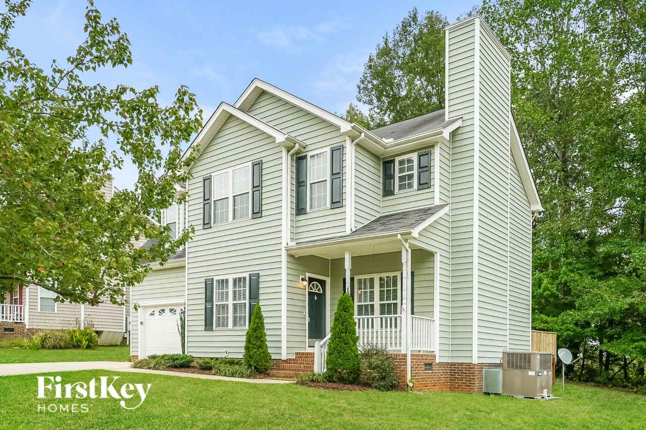 1000 Caladium Dr - Photo 2 of 16