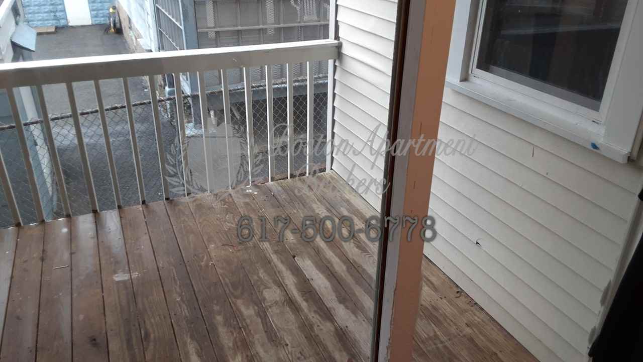 10 Bynner St #1 - Photo 5 of 17