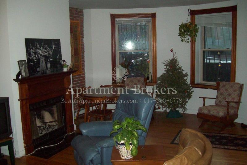 483 Massachusetts Ave #1 - Photo 2 of 14