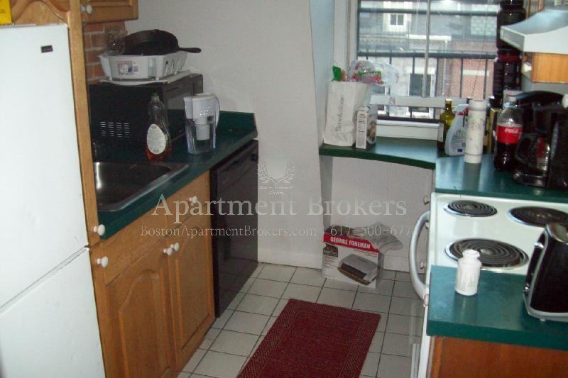 483 Massachusetts Ave #1 - Photo 7 of 14