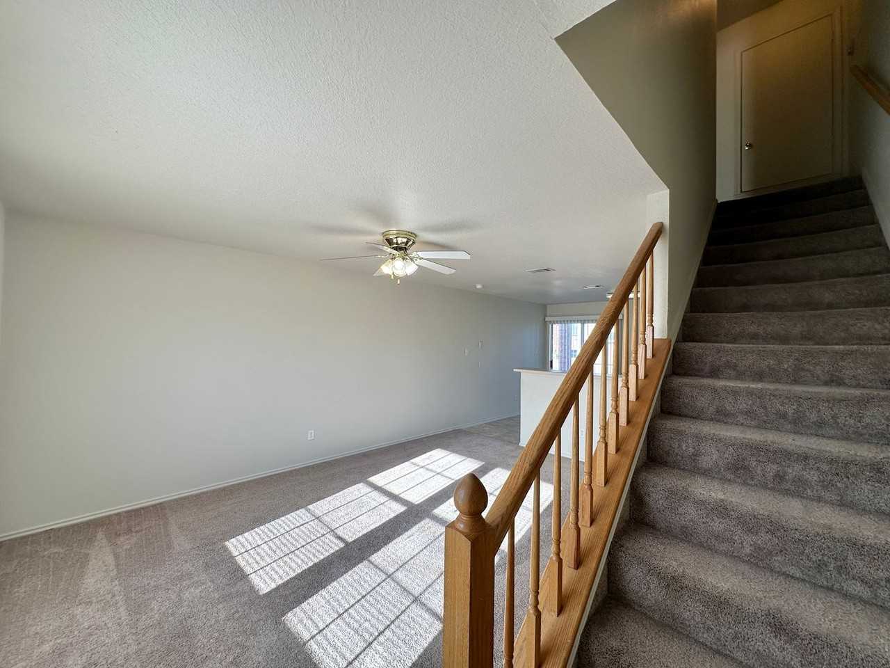 2105 Tahoe Ct - Photo 2 of 37