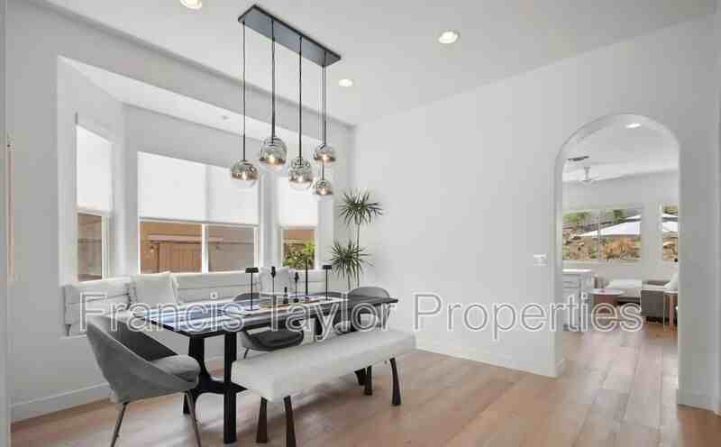 1042 Alexandra Ln - Photo 7 of 35