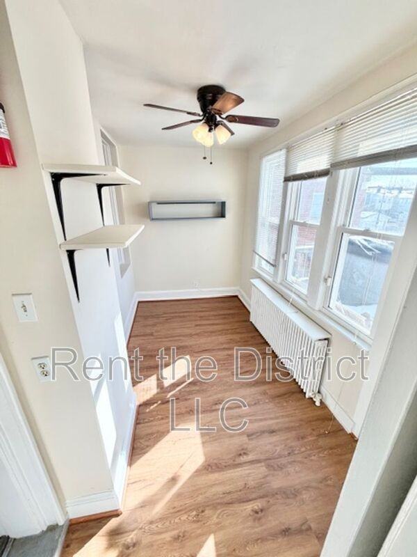 814 Longfellow St Nw - Photo 6 of 17