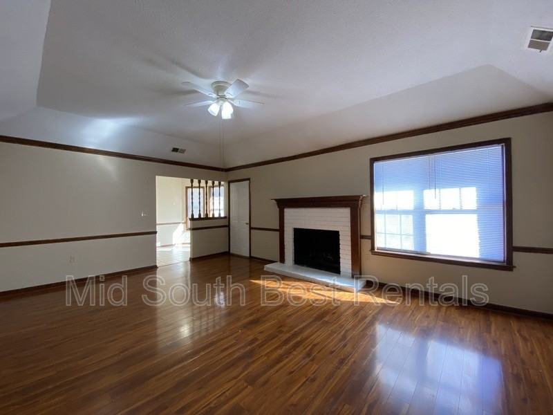 5028 Ross Rd - Photo 2 of 20