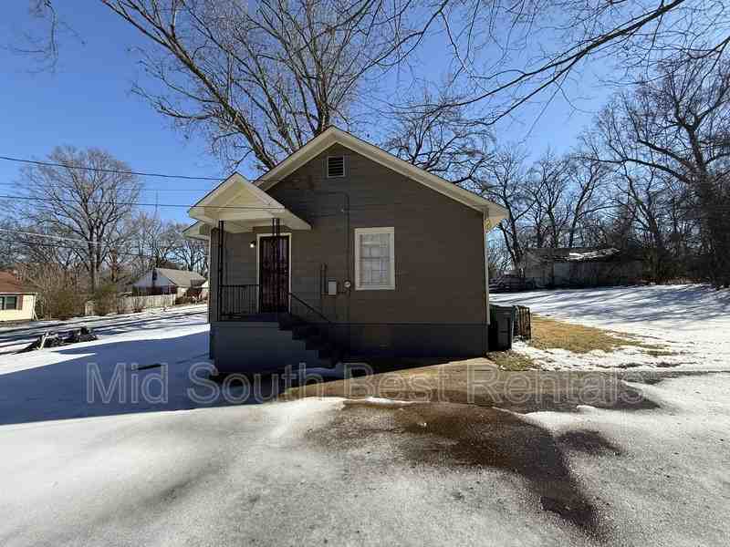 1137 Carrolton Rd - Photo 2 of 14