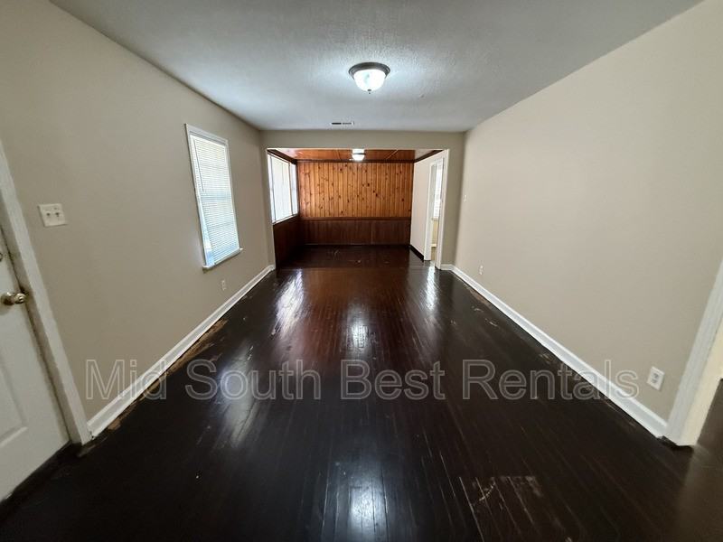 1137 Carrolton Rd - Photo 4 of 14