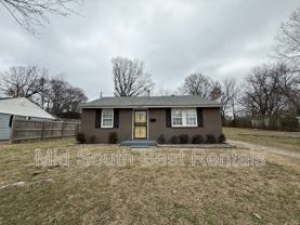 2822 Brewer Ave - Photo 1 of 1