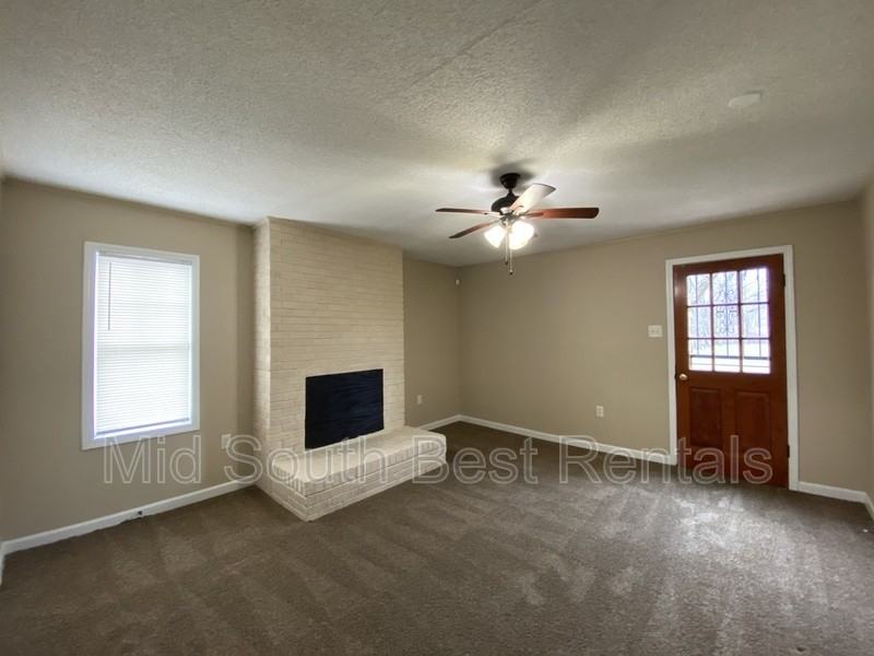 3464 James Rd - Photo 3 of 14