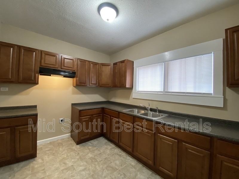 3464 James Rd - Photo 5 of 14