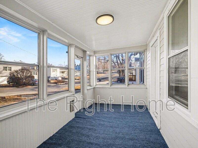 5819 Grant St - Photo 5 of 24