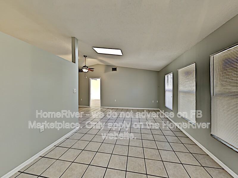 1408 Teakwood Dr - Photo 4 of 30