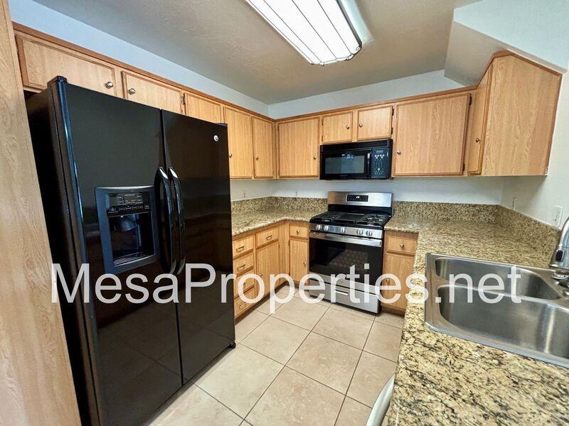 932 W Arrow Hwy #E - Photo 4 of 22