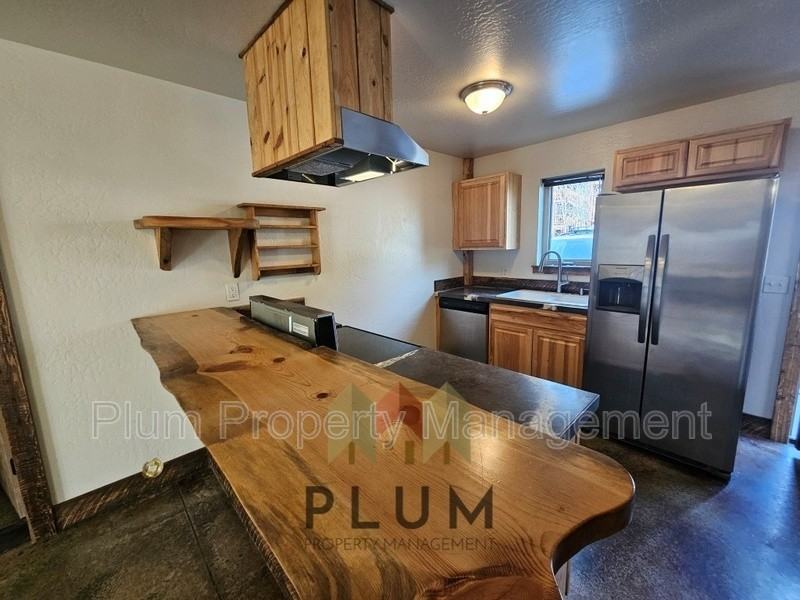 131 Speedway Ave #1A - Photo 4 of 30