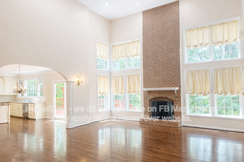 8308 Holly Haven Ln - Photo 2 of 18