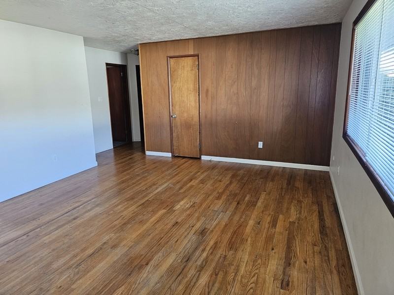 626 Ne Anderson St - Photo 3 of 13