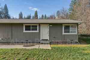 featured image of 2760 Coloma St #02