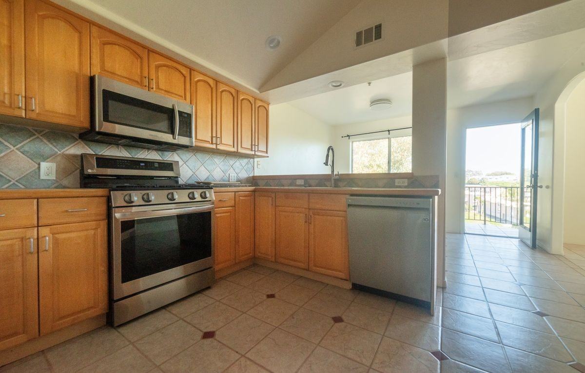 2331 Maxson St - Photo 6 of 16