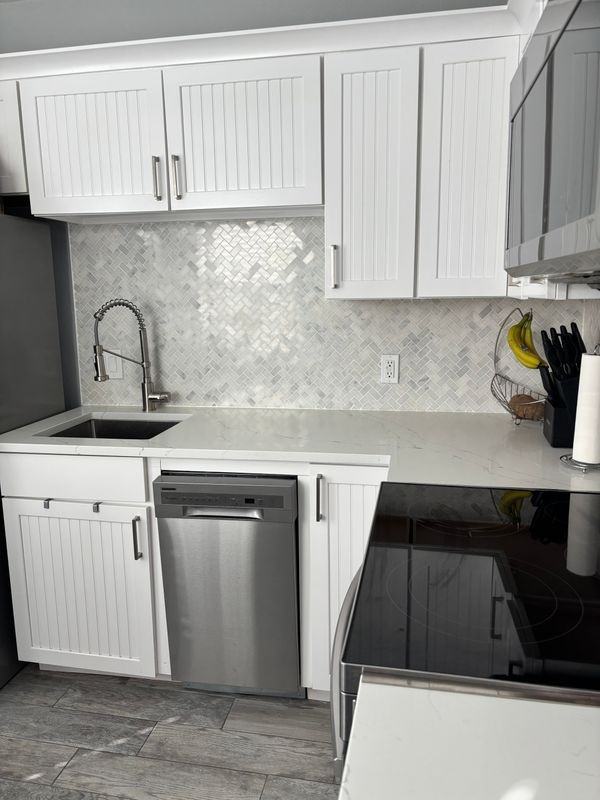 304 53rd St W - Photo 5 of 16