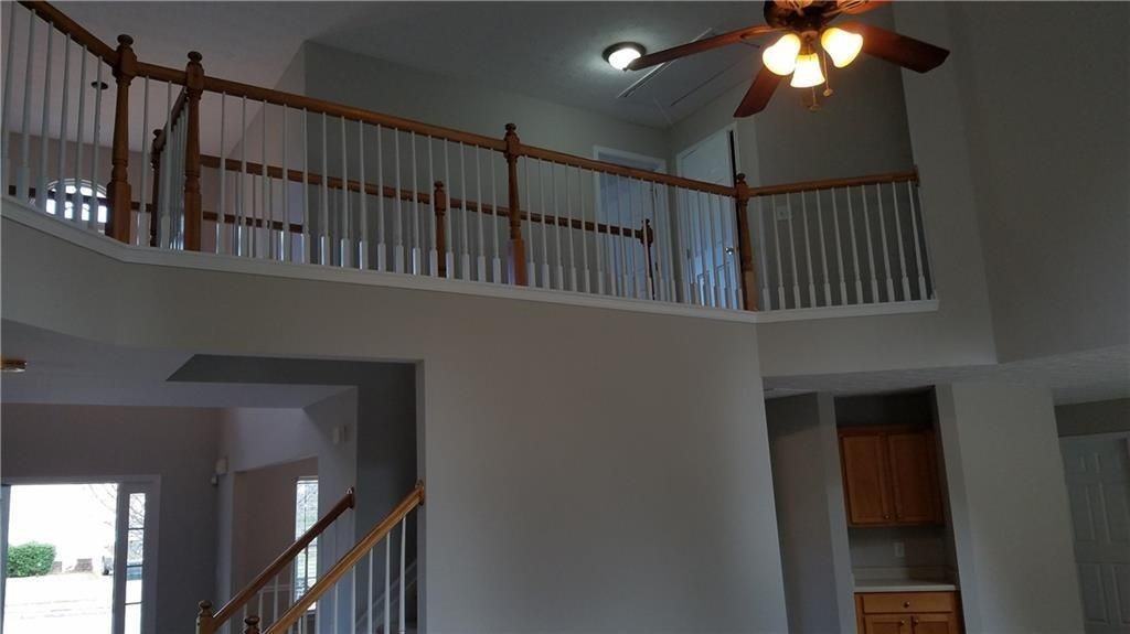 3652 Roxfield Dr - Photo 2 of 18