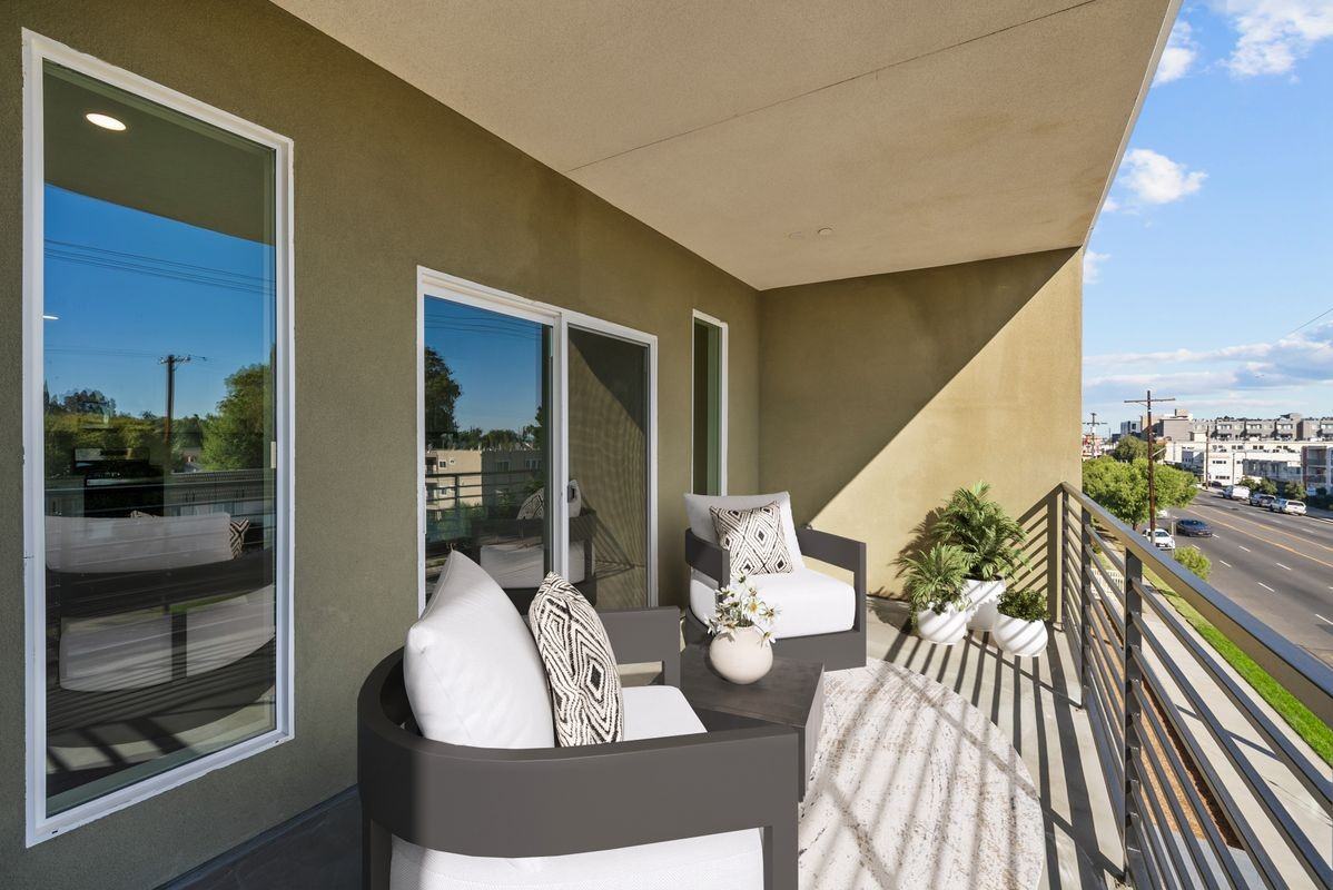 13853 Victory Blvd ##207 - Photo 7 of 10