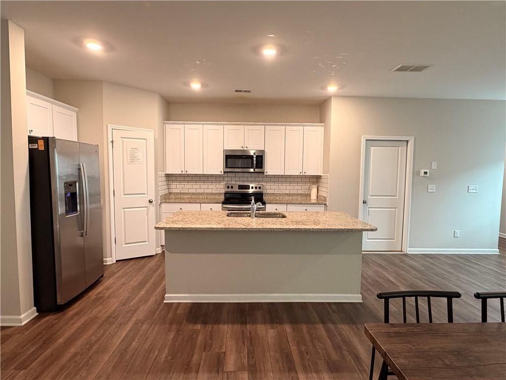 223 Wynn Way - Photo 4 of 19