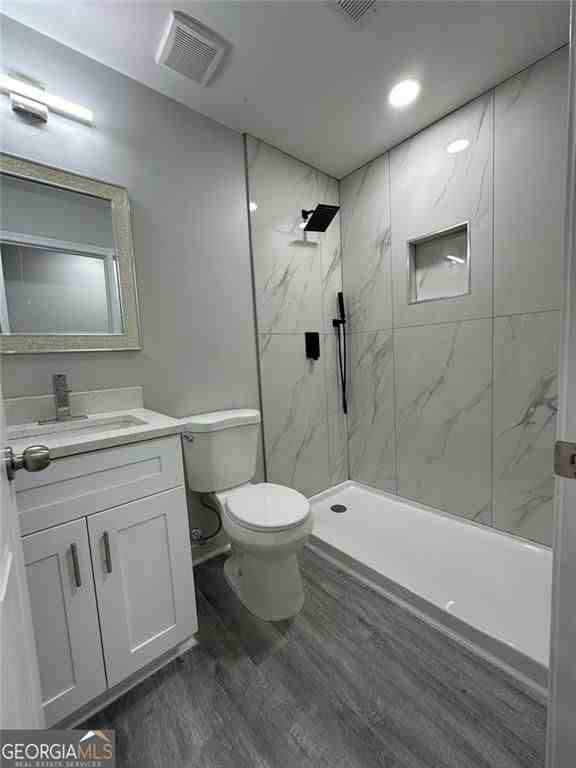 1729 W Austin Rd - Photo 4 of 4