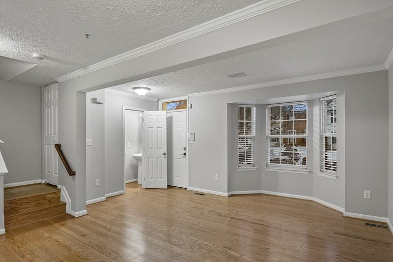 168 Carolstowne Rd - Photo 6 of 33