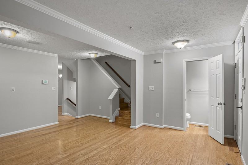 168 Carolstowne Rd - Photo 7 of 33