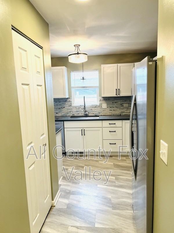 7160 Center Ave - Photo 3 of 23