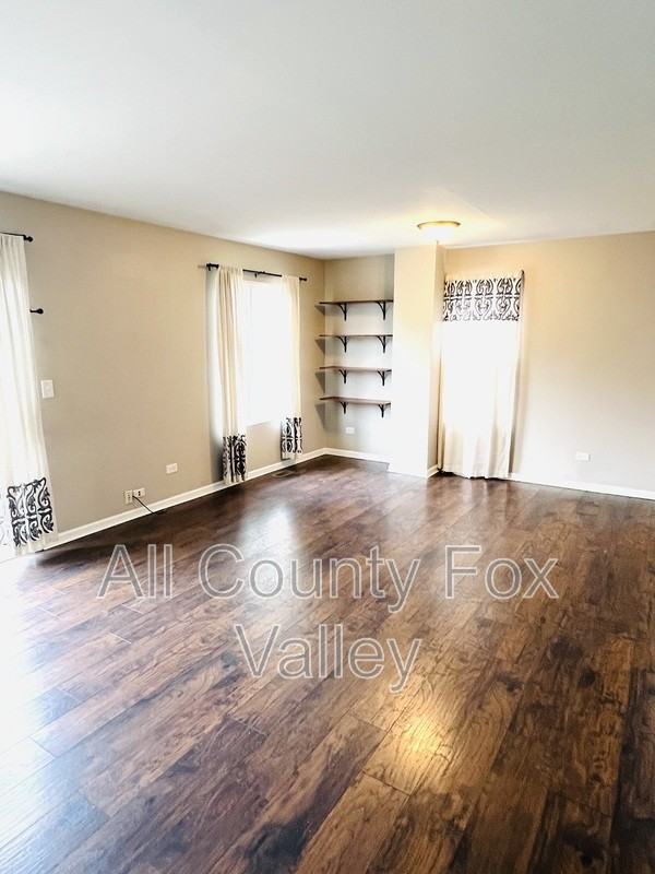 7160 Center Ave - Photo 5 of 23