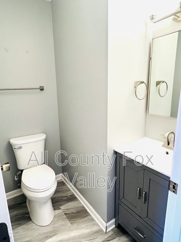 7160 Center Ave - Photo 7 of 23