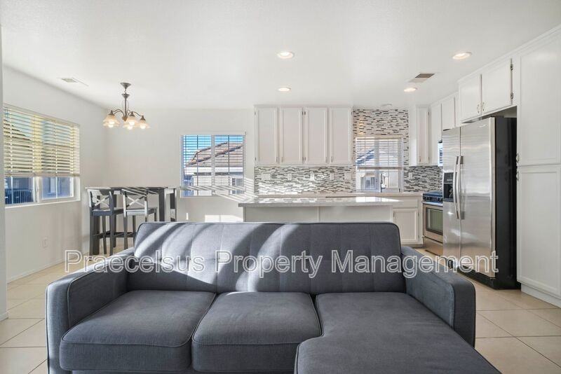 1459 Claude Ln #1 - Photo 6 of 20