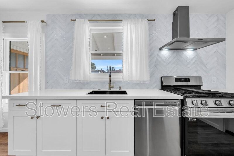 21747 Orange Ave - Photo 7 of 43