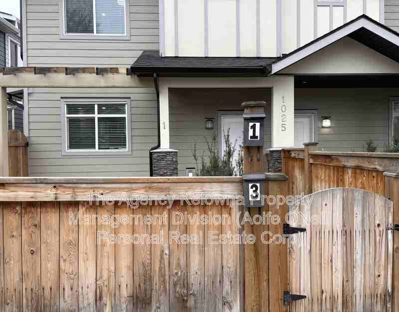 1025 Stockwell Ave #1 - Photo 2 of 28