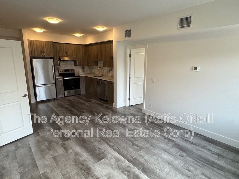 320 Mills Rd #18 - Photo 3 of 16